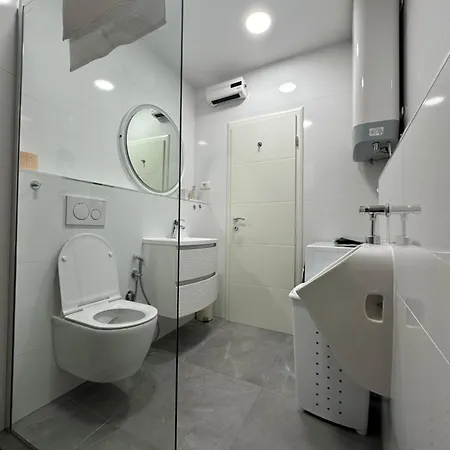 Emily At Center 公寓 *