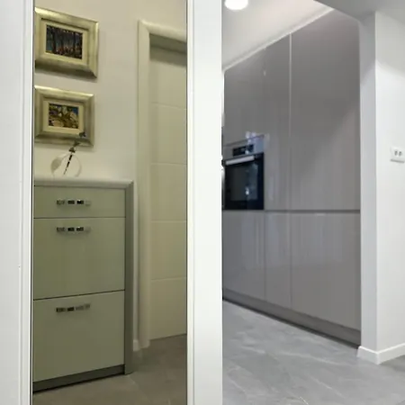 Emily At Center 斯普利特