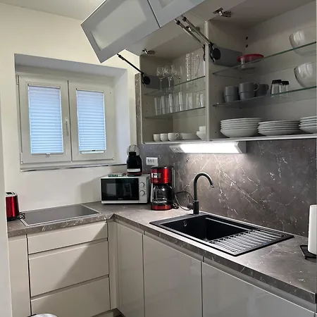 דירה Emily At Center